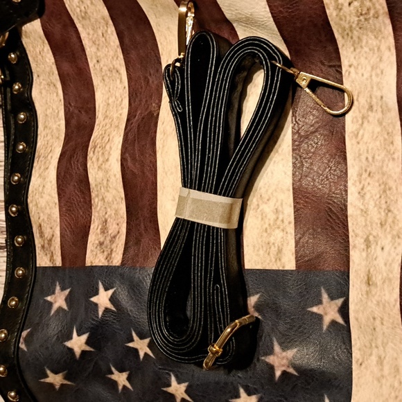 American Flag Purse - Picture 8 of 8